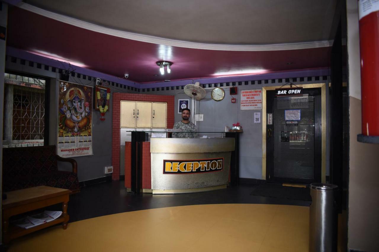 Spot On 37646 Hotel Centre Palace Silchar Exteriér fotografie