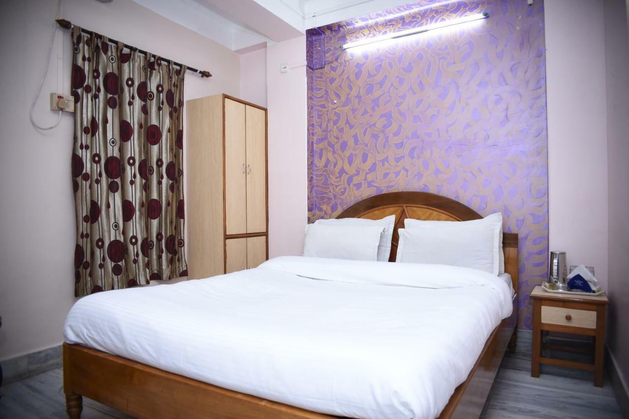 Spot On 37646 Hotel Centre Palace Silchar Exteriér fotografie