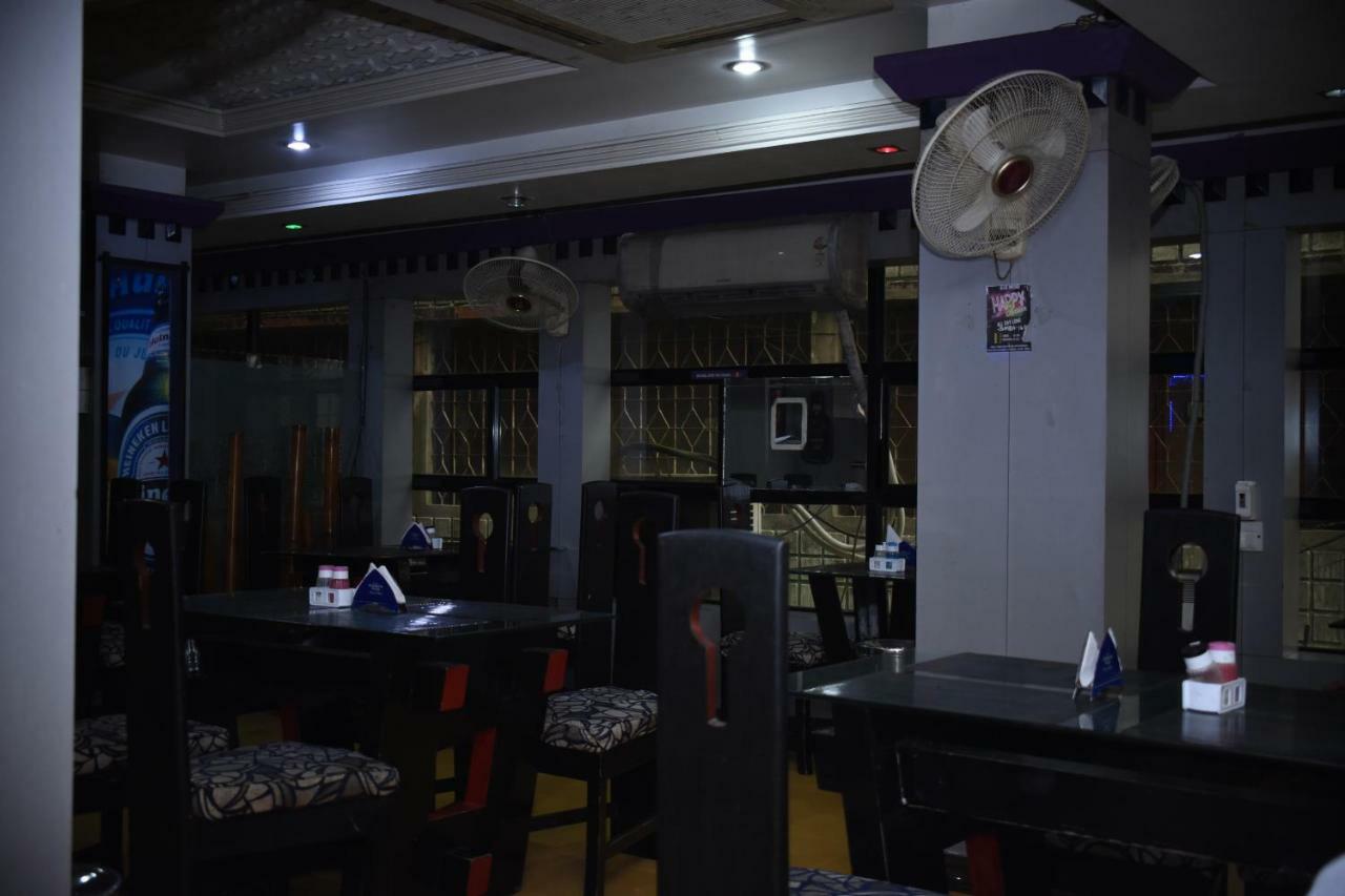 Spot On 37646 Hotel Centre Palace Silchar Exteriér fotografie