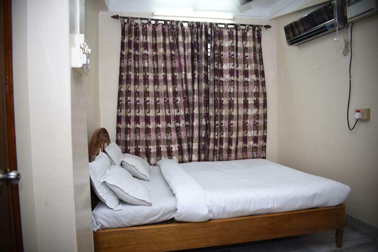 Spot On 37646 Hotel Centre Palace Silchar Exteriér fotografie