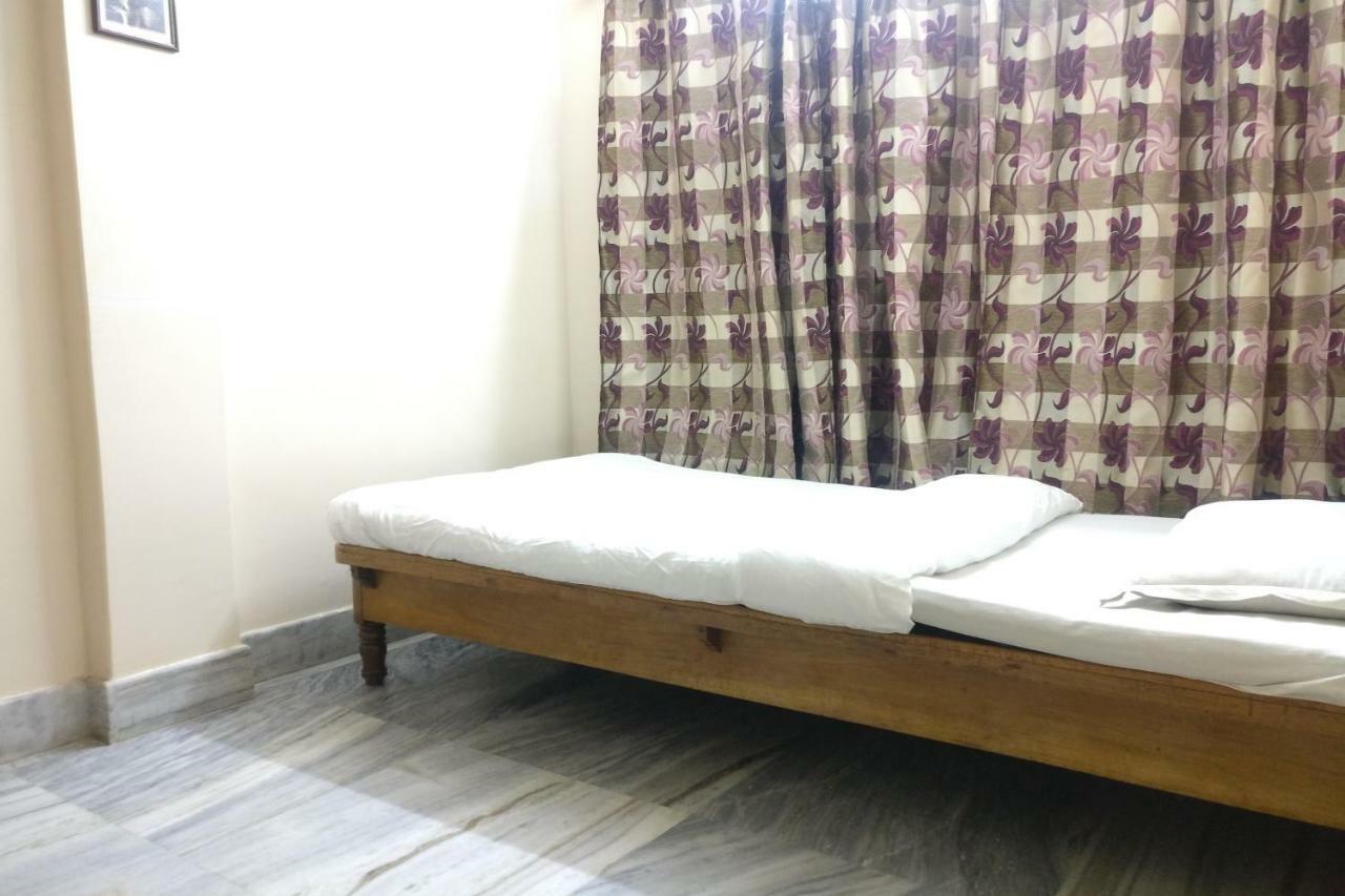 Spot On 37646 Hotel Centre Palace Silchar Exteriér fotografie
