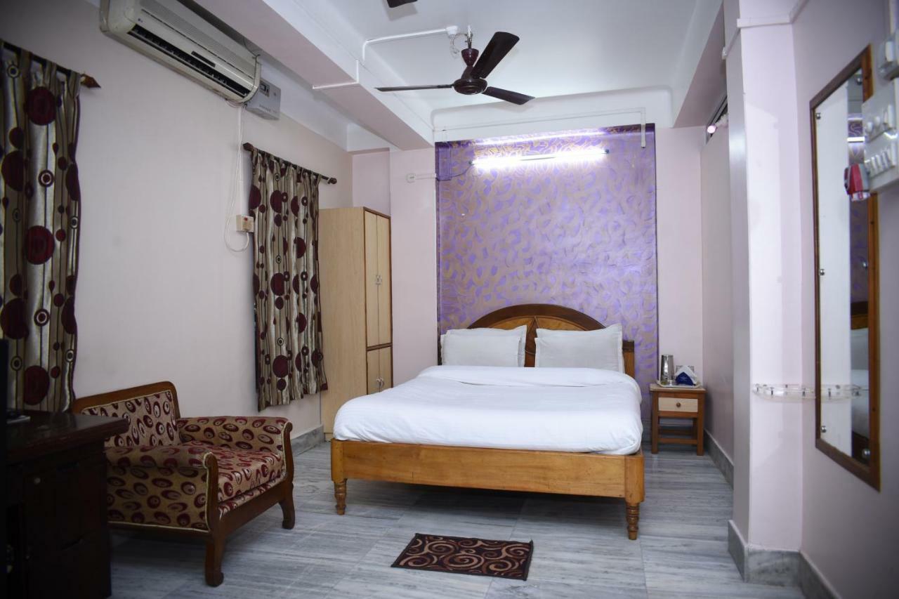 Spot On 37646 Hotel Centre Palace Silchar Exteriér fotografie